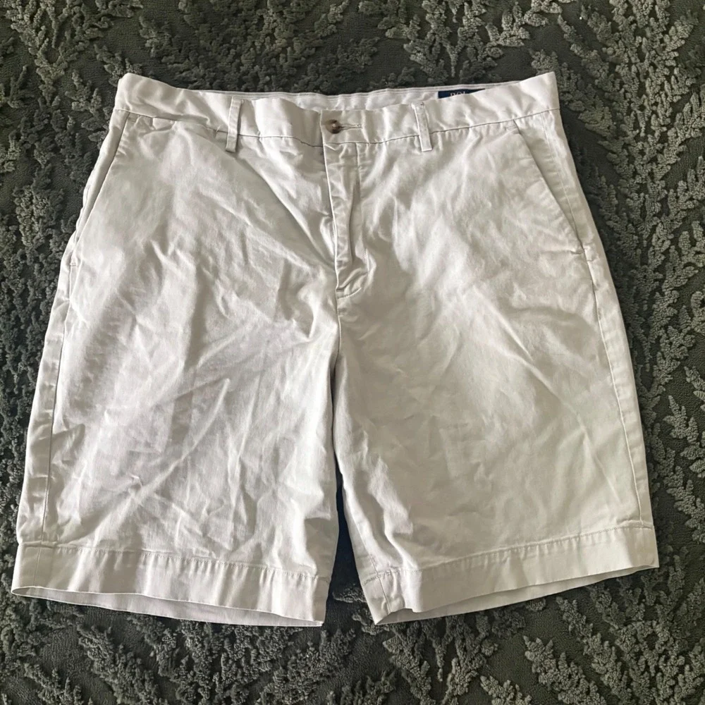 Polo Ralph Lauren Mens Chino Shorts Beige Khaki Flat Front Cotton Size 35 - Picture 1 of 4